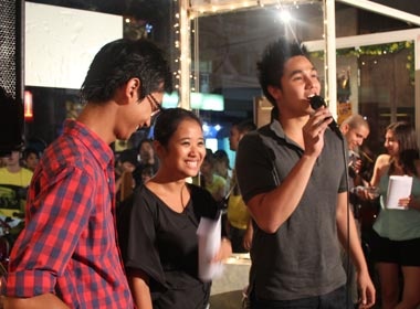Baggio quay tung bung cung fan Backstreet Boys hinh anh