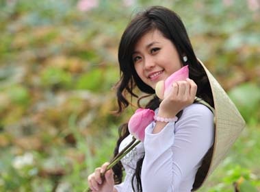 Miss Teen Diem Trang dam tham voi ao dai hinh anh