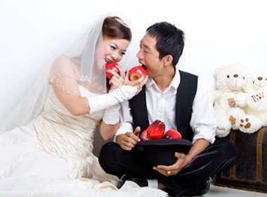 Hai Yen Idol da lay chong va sap sinh con hinh anh