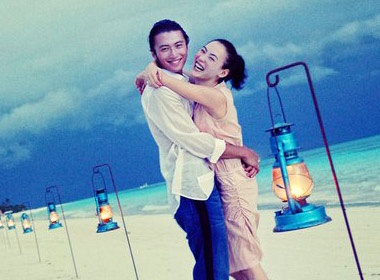 Anh cuoi bi mat cua vo chong Ta Dinh Phong hinh anh