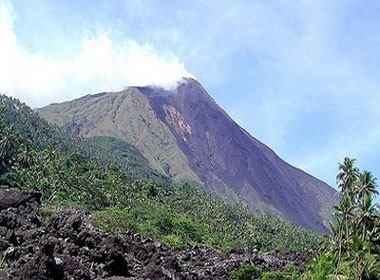 Indonesia ra canh bao do vi nui lua phun trao hinh anh