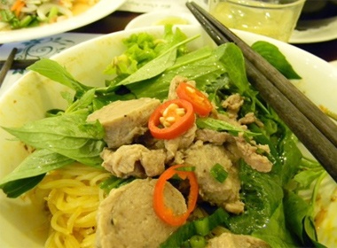 Ngon la pho kho Gia Lai giua Sai Gon hinh anh