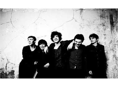 Ngon ngu toan cau cua teen the ky 21 hinh anh