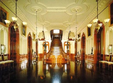 7 cung dien hoang gia dep nhat the gioi hinh anh