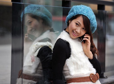 MobiFone mo man 'cuoc dua' cham soc thue bao tra sau hinh anh