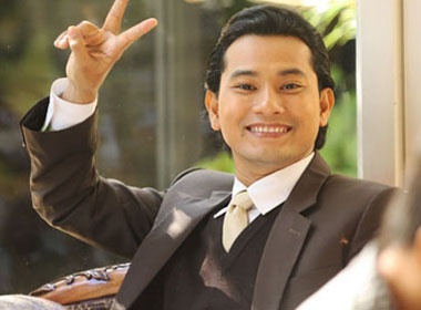 Huynh Dong da tim thay vai dien de doi hinh anh