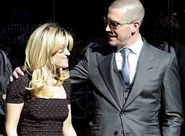 Tha 80 chu chim trong dam cuoi Reese Witherspoon hinh anh