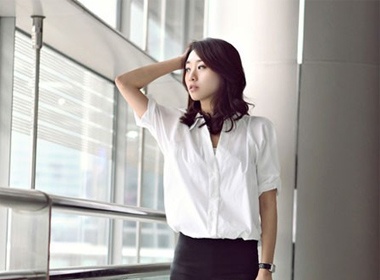 Gai kieu sa cang de bi lua tinh hinh anh