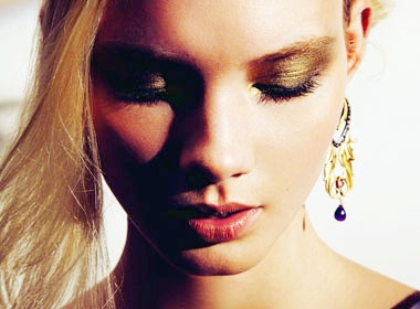 Tao anh sang lung linh cho doi mat hinh anh