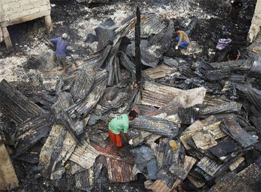 Chay lon o Philippines, 500 ngoi nha bi thieu rui hinh anh