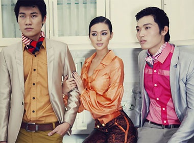 Ruc trong nang he voi gam mau noi hinh anh