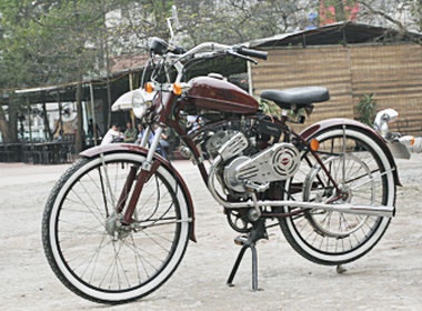 Xe may co cua My xuat hien tai Ha Noi hinh anh