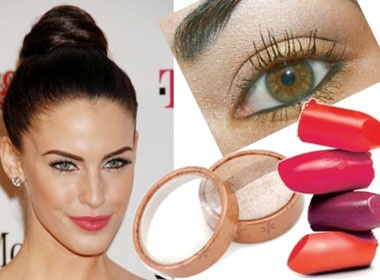 Phong cach trang dien co dien cua minh tinh hinh anh