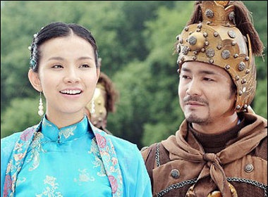 Nhung 'doi dua lech' tren man anh Viet hinh anh