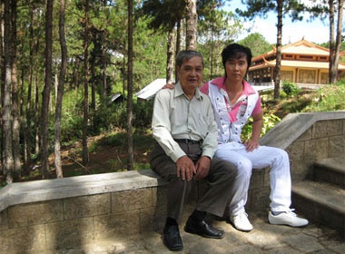 Nhac si Thanh Son bi liet nua nguoi hinh anh