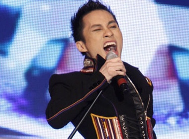 Tung Duong hat trong dem 'Buoc nhay hoan vu' thu hai hinh anh