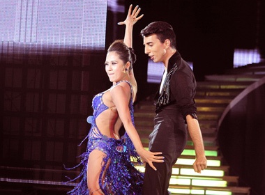 Thanh Thuy bat ngo sexy o 'Buoc nhay hoan vu' hinh anh