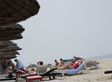 Con nhieu tour le cho dip le 30/4 hinh anh