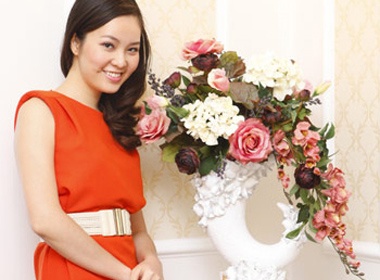 Ngam can nha hanh phuc cua A hau Thuy Van hinh anh