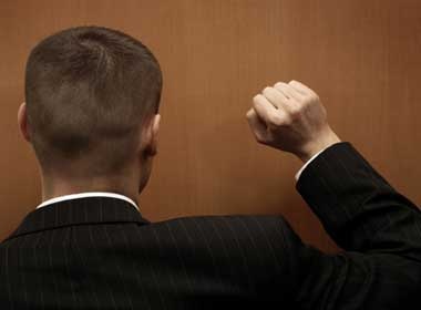 Hau toa vi ham hiep cu ba 99 tuoi hinh anh