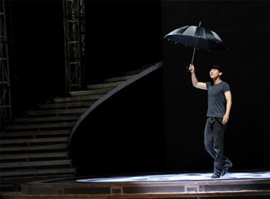 Hoi hop cho nguoi lot 'so tu than' o Buoc nhay hoan vu hinh anh