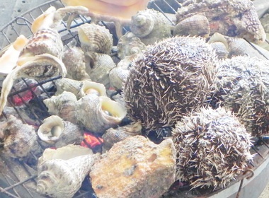 Bua tiec oc tai vinh Vinh Hy hinh anh