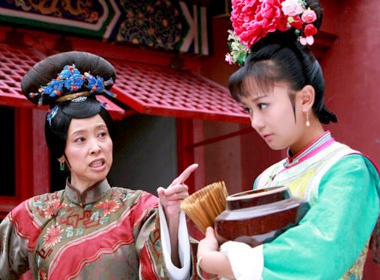 Xem Dung Mama 'bat nat' Ha Tu Vy hinh anh