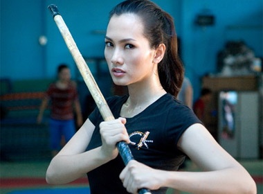 Anh Thu goi cam voi quyen cuoc hinh anh