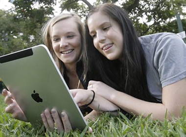 May tinh bang se 'nuot chung' PC va laptop hinh anh