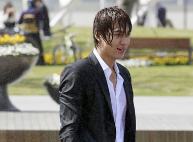 Lee Min Ho uot nhu chuot lot hinh anh