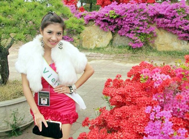 Phan Huong Giang vao Top 15 Miss Global Beauty Queen hinh anh