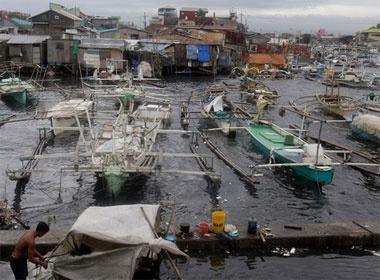 Bao nhiet doi tan cong Philippines, 17 nguoi thiet mang hinh anh