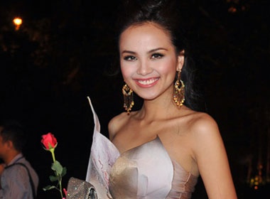 ‘Thi Hoa hau, phai luon chuan bi tinh than doat giai cao’ hinh anh