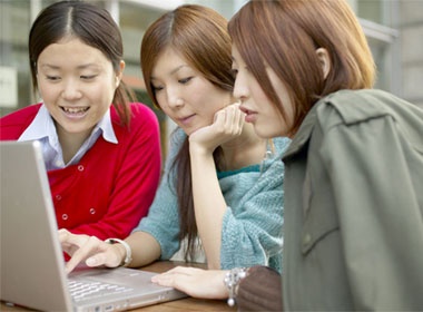 Luyen thi dai hoc thoi internet hinh anh