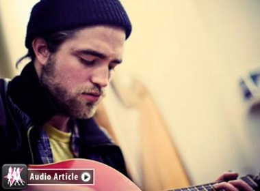 'Ma ca rong' Robert Pattinson hat tinh ca hinh anh