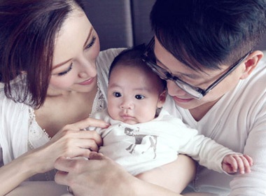 Ly Gia Han to chuc dai tiec cho quy tu hinh anh