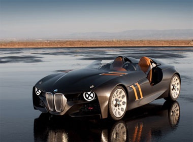 'Quai xe' phong cach co dien BMW Hommage 328 hinh anh
