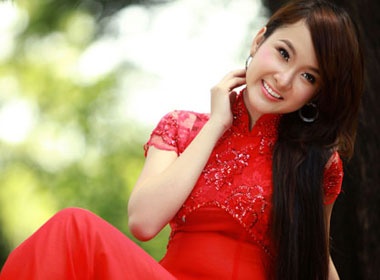 'Ba me nhi' thich thu voi loi khen giong Choi Ji Woo hinh anh