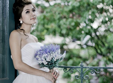 Co dau xinh dep Oanh Yen hinh anh