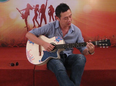 MC Anh Tuan: ‘Toi coi trong tai nang hon nhan sac’ hinh anh