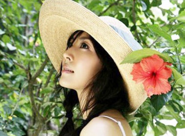 Cham soc da trong mua he hinh anh