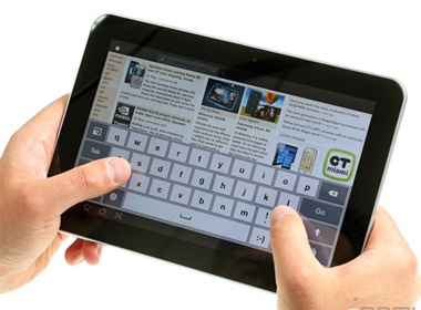 Samsung Galaxy Tab 8.9 co chuc nang goi dien hinh anh