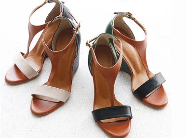 Giay cong so thanh lich trong mua nang hinh anh