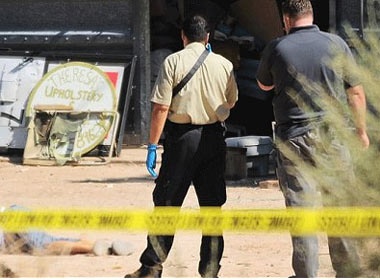 Bat binh vi mot vu ly di, cu ong ban chet 5 nguoi hinh anh