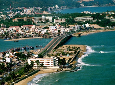 Hap dan Festival bien Nha Trang 2011 hinh anh