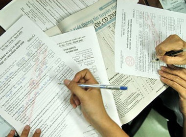Thi vao 10 van se ap dung 'luat tran' tuyen hinh anh