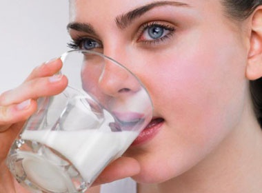 Sua nang niu lan da hinh anh