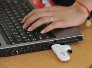 Cuoc chien USB 3G cua cac nha mang hinh anh