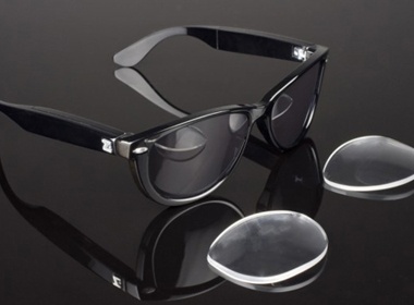 Kinh thong minh co kha nang ghi am, quay camera hinh anh