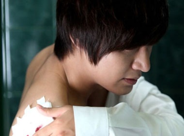 Lee Min Ho lai bi thuong? hinh anh